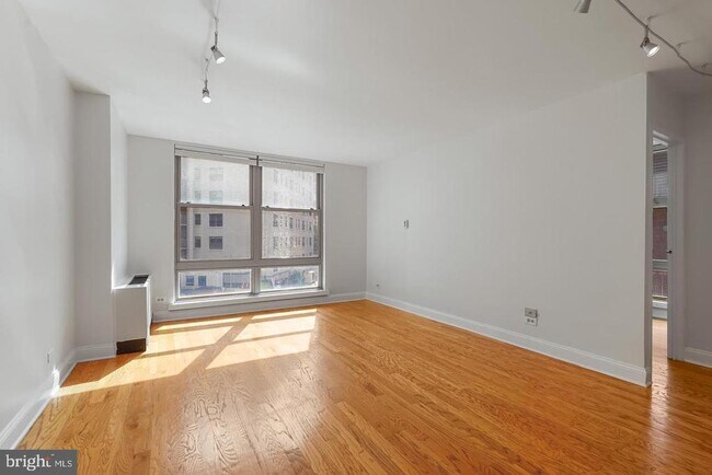 Foto del edificio - 1260 21st St NW