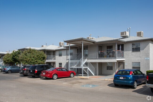 Foto del edificio - Western Yarbrough Apartments