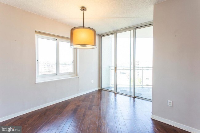 Foto del edificio - 2301 Cherry St