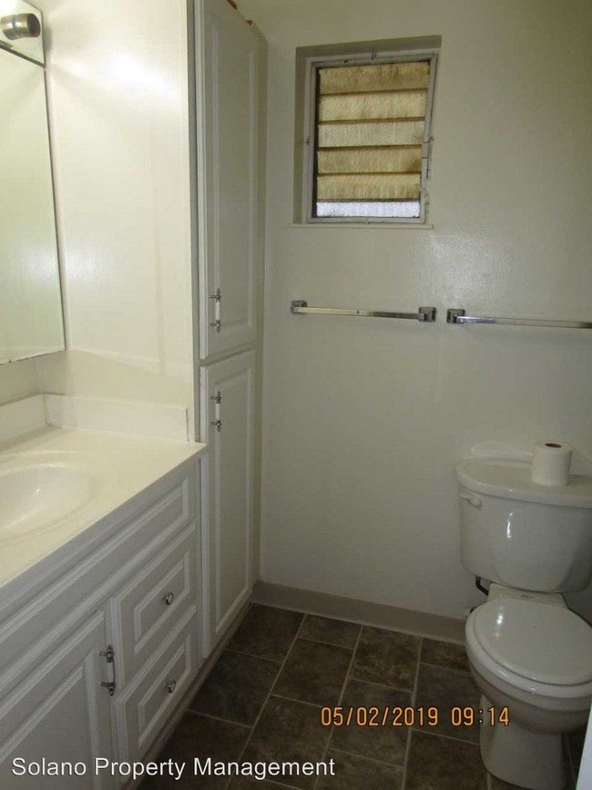 Building Photo - 3 br, 1.5 bath House - 109 El Verano Ct.
