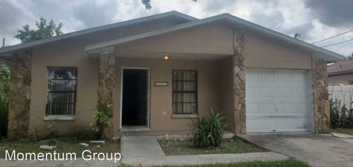 Primary Photo - 4 br, 3 bath House - 2612 W. Saint Conrad St.