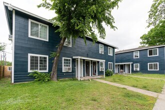 Building Photo - 2505 Delano St