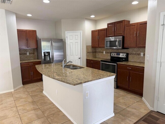 Foto del edificio - 4723 Somerset Hill Ln