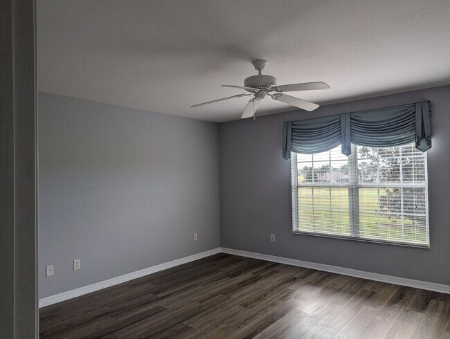 Building Photo - Stonecrest Golfing Community