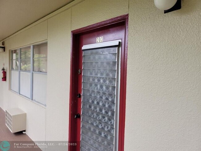 Foto del edificio - 151 SW 134th Way