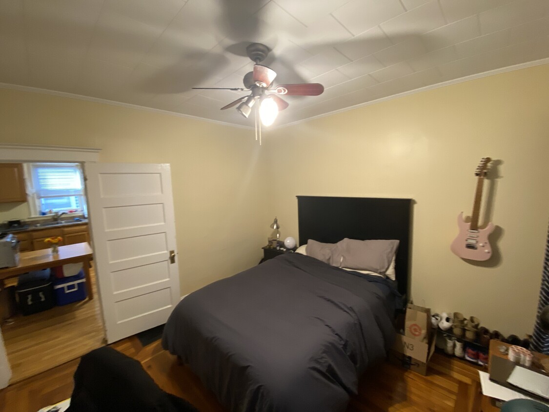 Foto principal - 294 Highland Ave