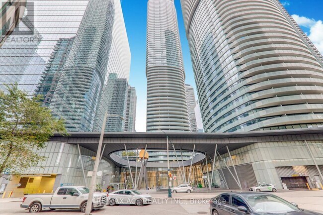 Building Photo - 14 York St