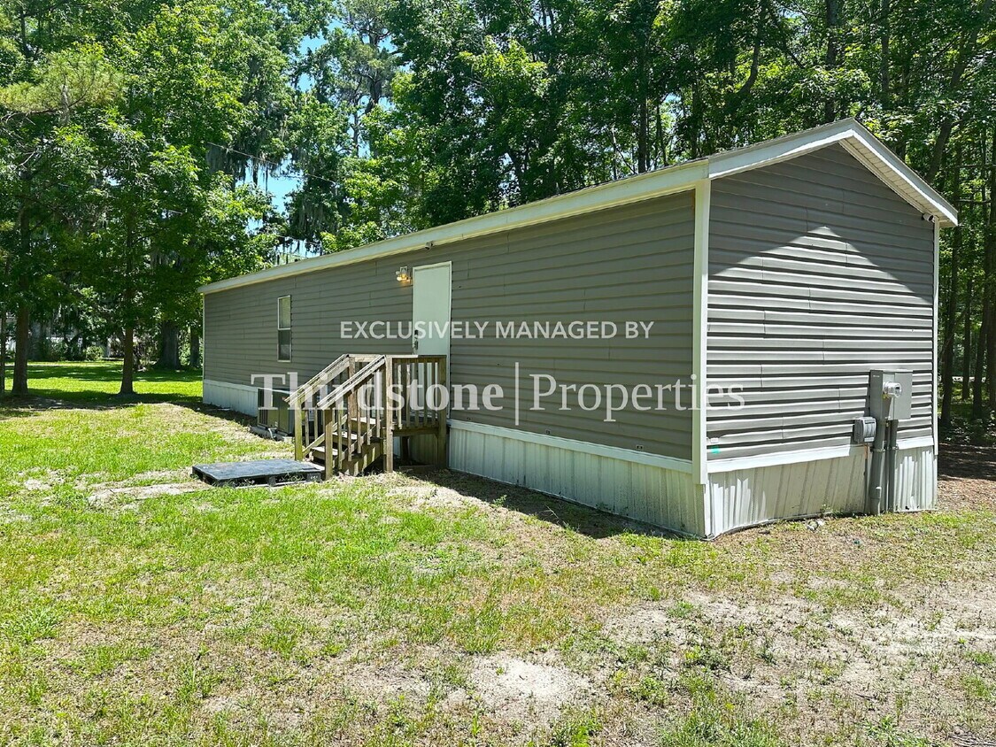 Primary Photo - 6351 Dunn Ave