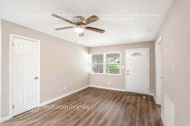 Foto del edificio - 777 La Plaza Ave S