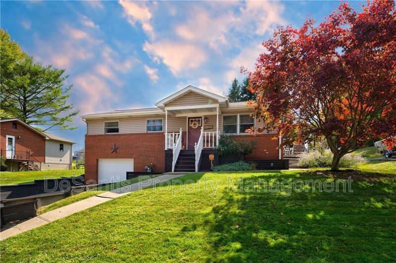Foto principal - 5123 Yale Dr