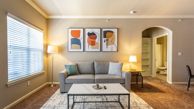 Foto del edificio - 14117 N Rockwell Ave