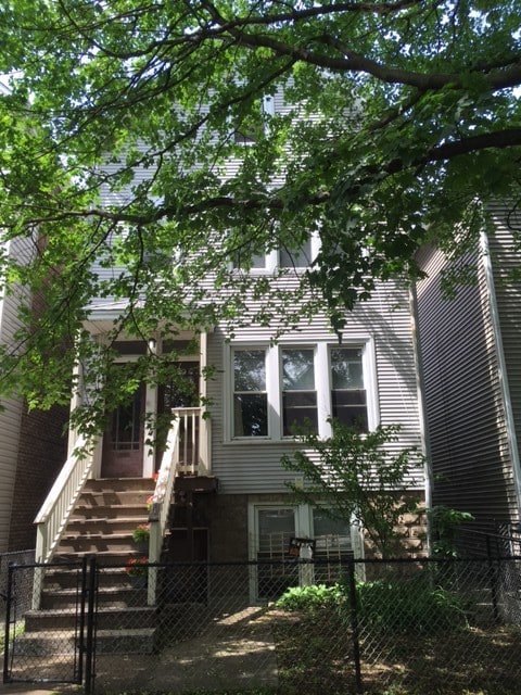 Primary Photo - 1248 W Wellington Ave