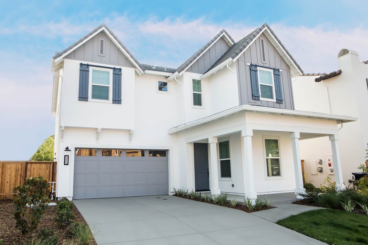 New Home-never been lived in. - 3012 Huntington Way