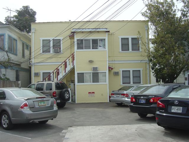 Building Photo - 1175 W 30th St