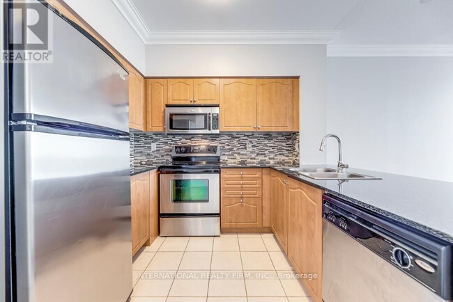 Building Photo - 350 Red Maple Rd