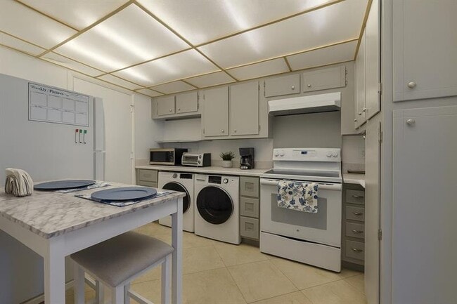 Foto del edificio - 6000 N Ocean Blvd