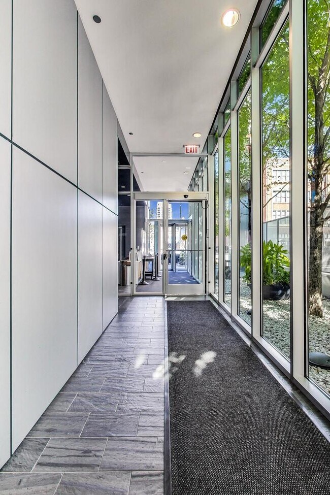 Foto del edificio - 1720 S Michigan Ave