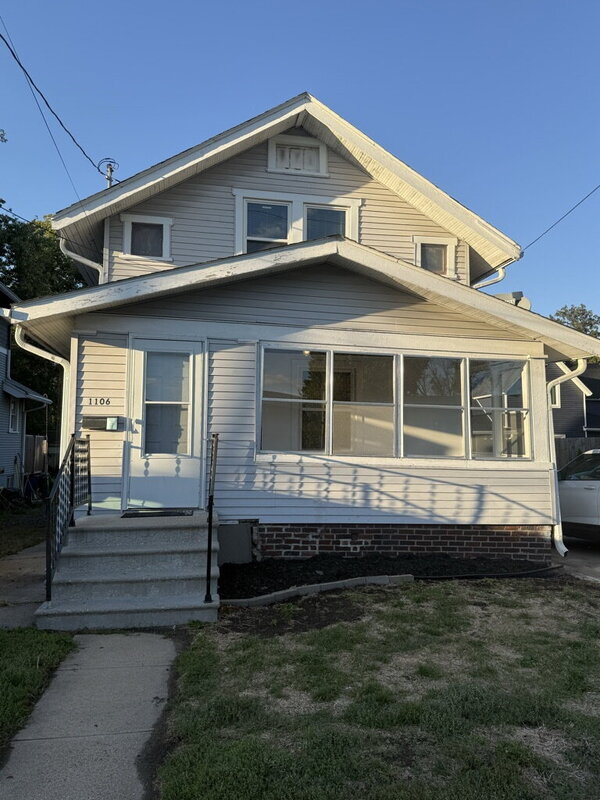 Building Photo - 1106 Garfield Ave