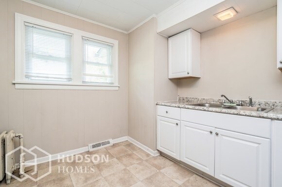 Building Photo - AVAILABLE NOW! - 94 McCarrell Rd, Hickory,...