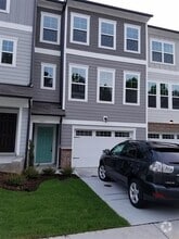 Building Photo - 1437 Salem Creek Dr
