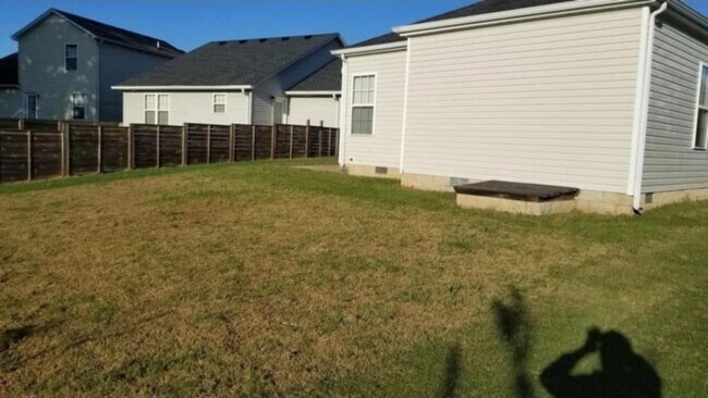 Foto del edificio - 325 Pirates Cove Ln