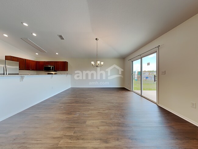 Building Photo - 77254 Cobblestone Drive