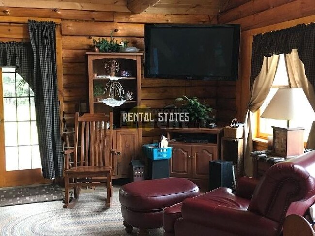 Foto del edificio - 2 bedroom in Middlebury Center PA 16935