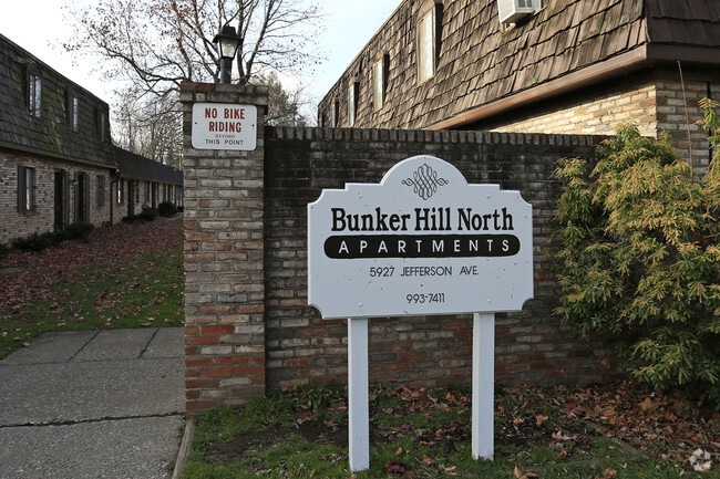 Building Photo - Bunker Hill