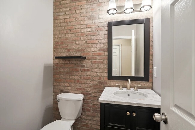 Foto del edificio - 5113 Kempsford Ct