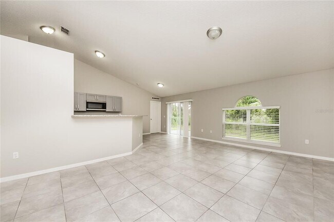Foto del edificio - 1330 Dover Dr