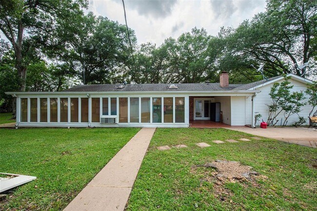 Foto del edificio - 24302 FM 362 Rd