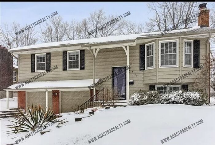 Primary Photo - Beautiful 3 Bed/3 BATH in Overland Park-Av...