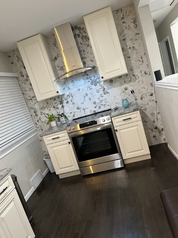 Foto principal - 7816 N Sherman Blvd
