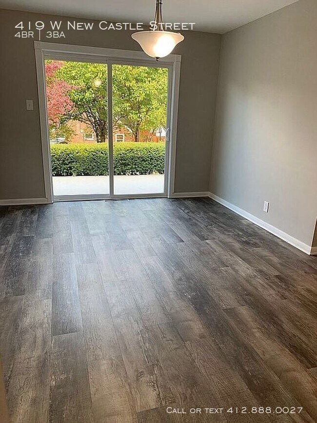 Foto del edificio - 4 bedroom 2.5 bath remodeled Zelienople!