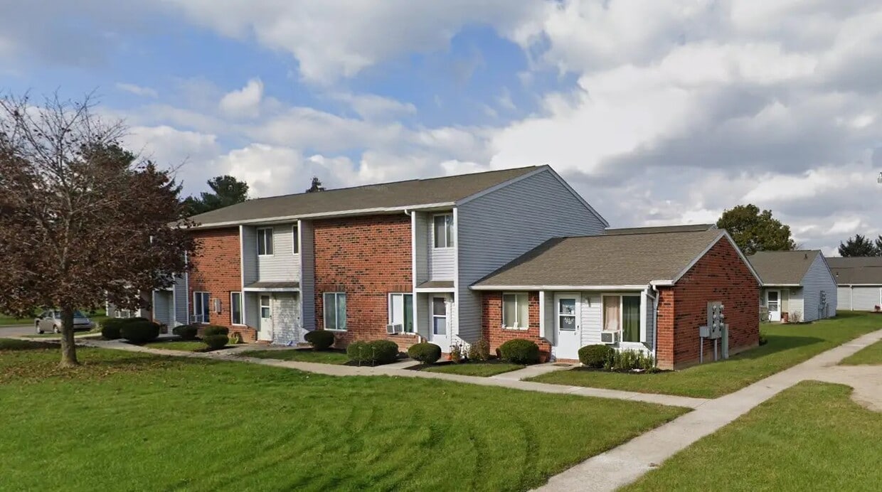 Primary Photo - 500 Highland Pkwy