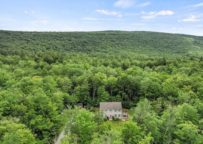 Building Photo - 1180 N Rd