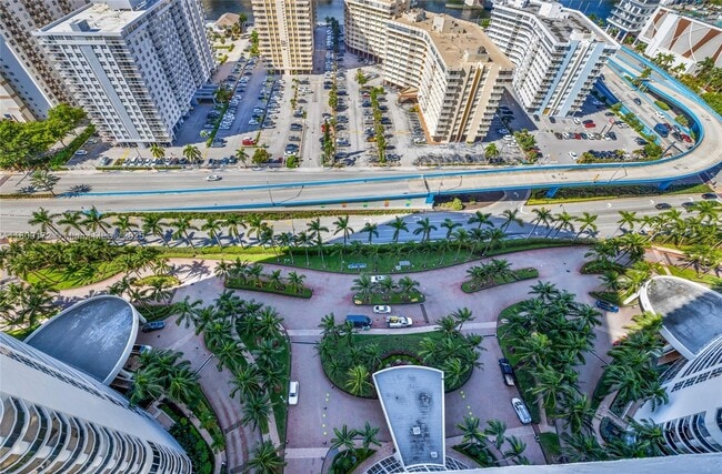 Foto del edificio - 1830 S Ocean Dr