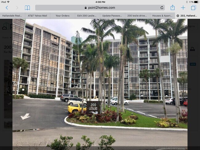 Building Photo - 200 Leslie Dr