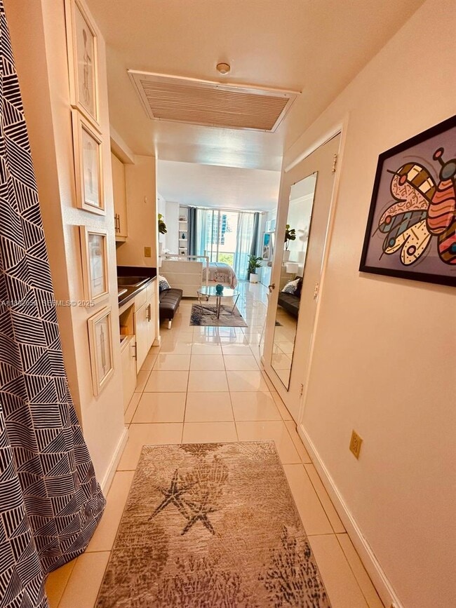 Building Photo - 2889 McFarlane Rd