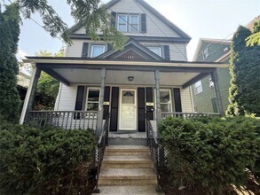 Building Photo - 143 Harrison St