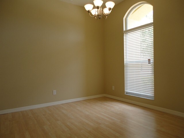 Foto del edificio - 27711 Mulholland Court