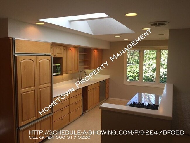 Building Photo - 3216 Centerwood Ct SE