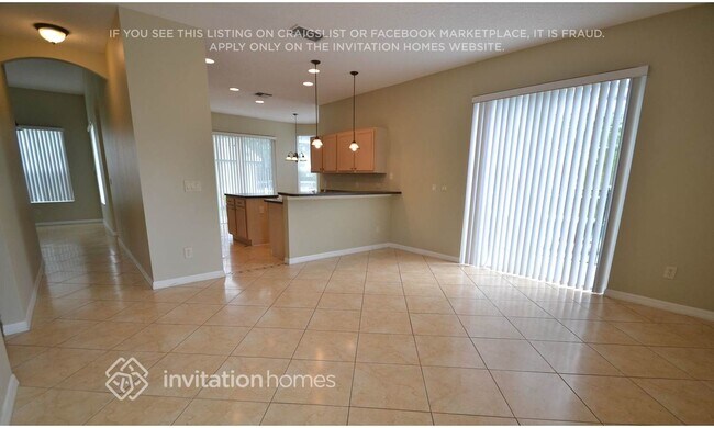 Building Photo - 901 Rosinia Ct