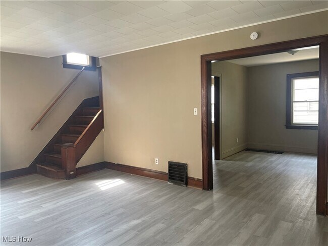 Foto del edificio - 1353 Grant St