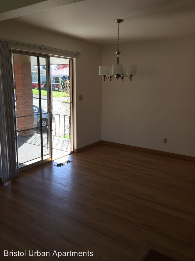 Foto del edificio - 6206 E Burnside