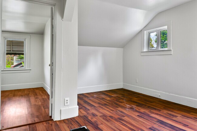 Living Room - 44 Euclid Ave