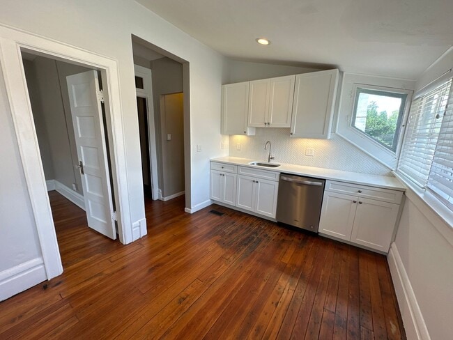 Foto del edificio - 1186 Neil Ave