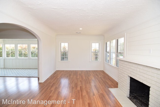 Building Photo - 4 br, 3 bath House - 508 La Paloma Ave