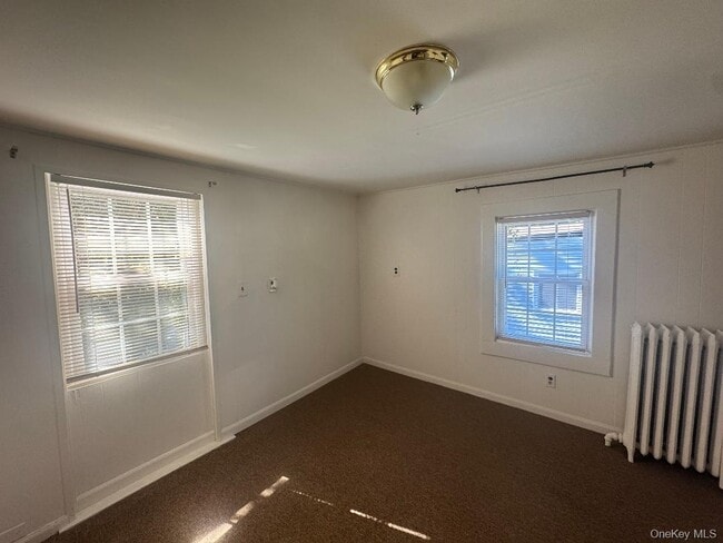 Foto del edificio - 725 Park Ave