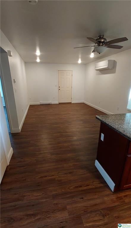 Foto del edificio - 315 Clearfield St